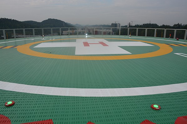 建造屋頂直升機(jī)停機(jī)坪時(shí)，有什么場地條件？